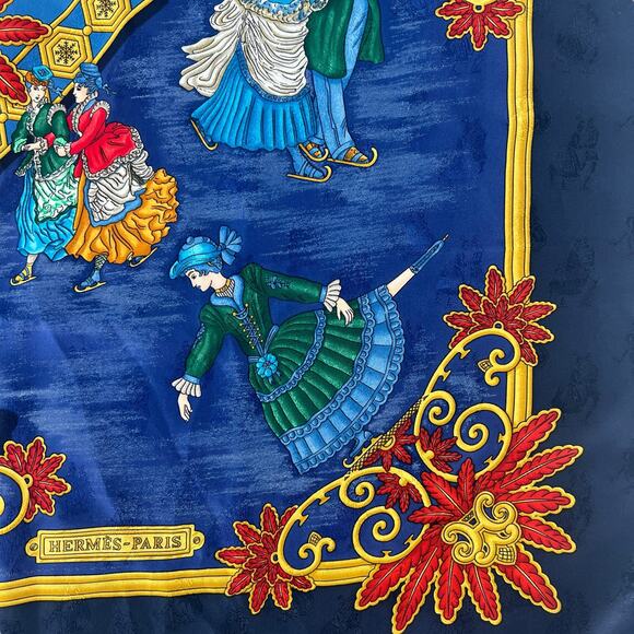 Hermès Joies d'Hiver Silk Scarf - Picture 5 of 7